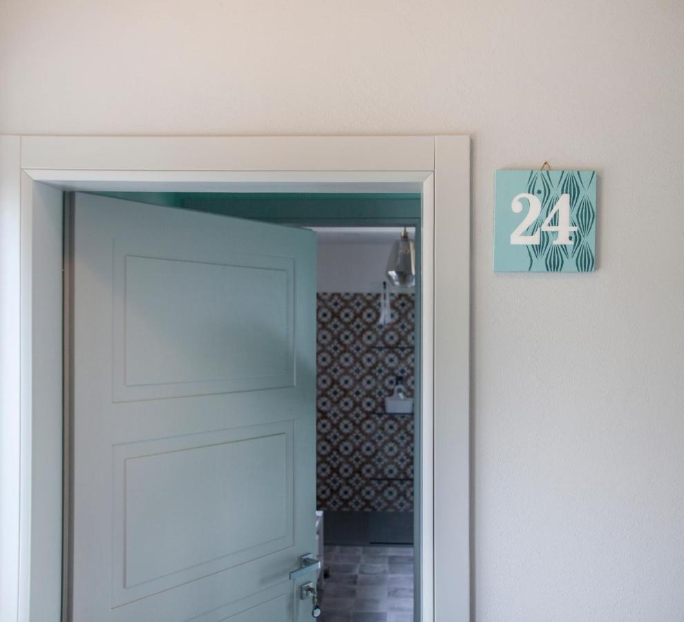 Moncrivel Rooms & Relax Benevello Exterior foto